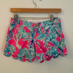 Lilly Pulitzer scalloped shorts